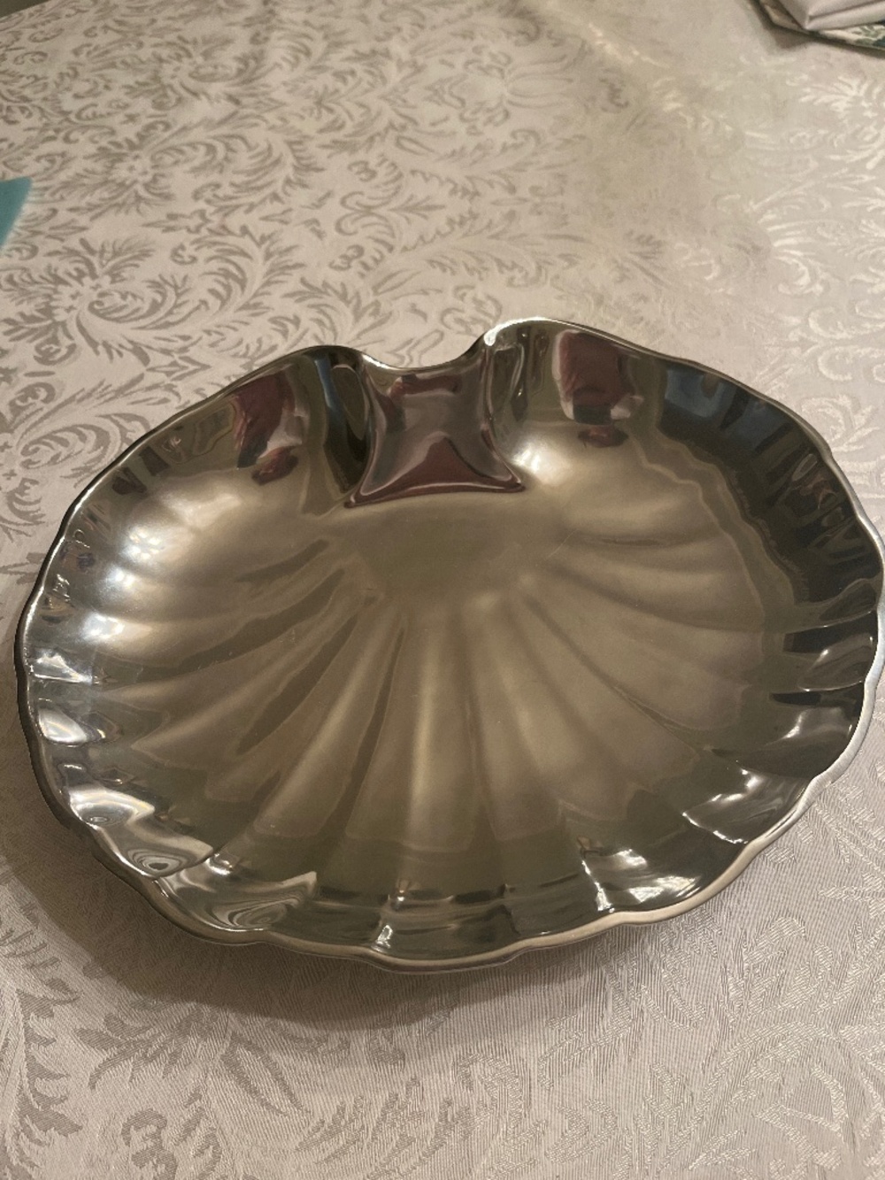 Wilton silver shell shaped serving bowl